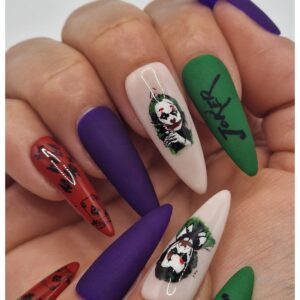 uñas press on echa a mano