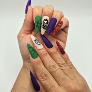 uñas joker presson hechas a mano